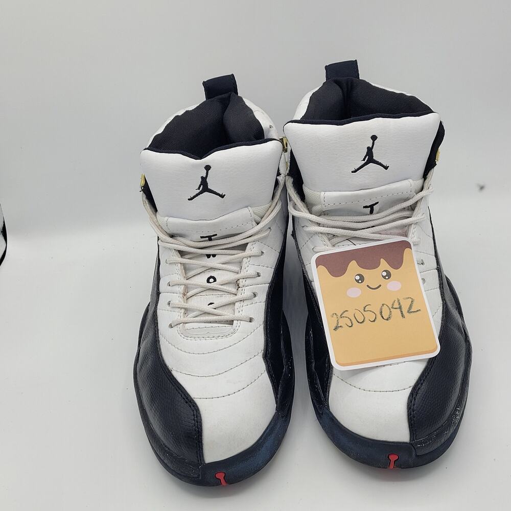 Air Jordan 12 Retro taxi 130690-101 black white men's size 8.5 - Picture 8 of 9